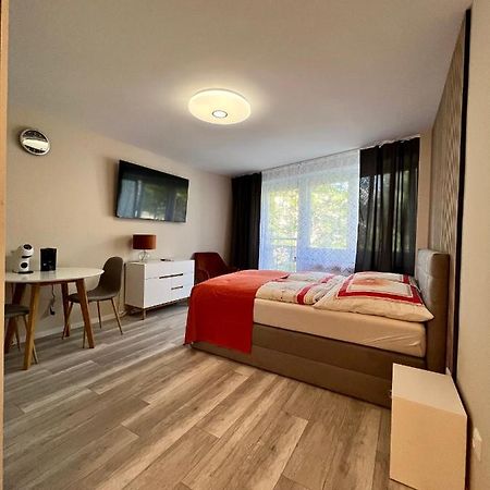 Apartment Am Stadtbach By Aux Property Augsburgo Exterior foto